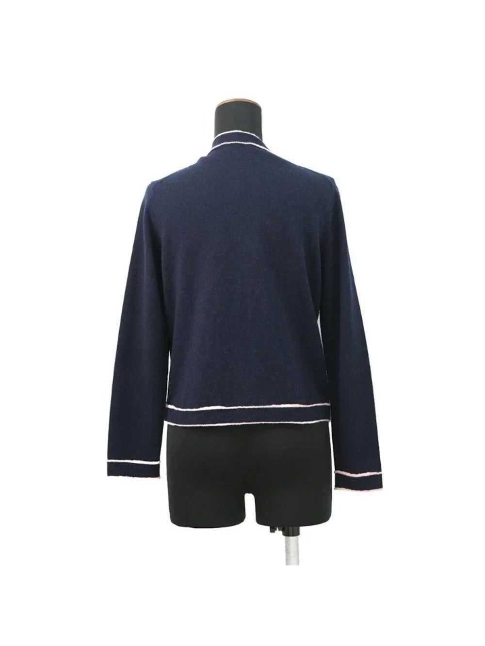 Chanel Cardigan No5 Button Cashmere 36 - Picture 2 of 10